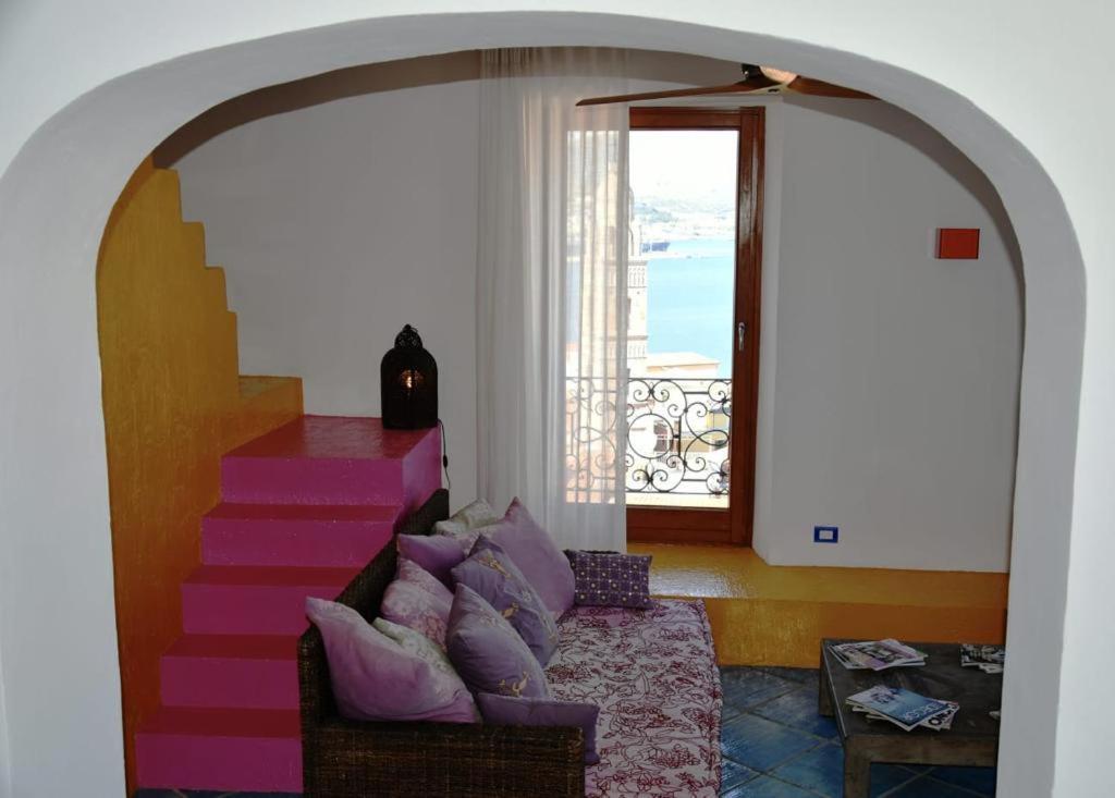 Le Suite Guarinelli B&B Гаета Екстер'єр фото